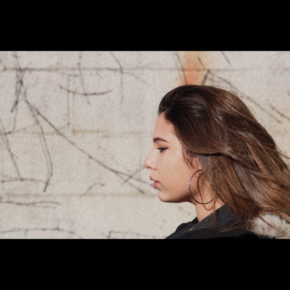 Meet your Posher, Lily